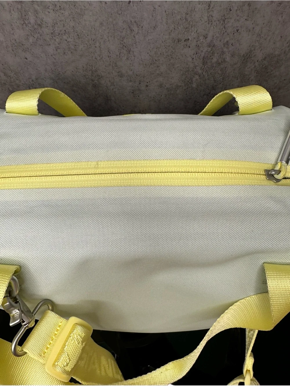 The All Day Julienne Mini Cooler | 10 Can | 7.4 QT | 7.0 L - Picture 8 of 10